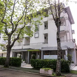 https://hotel-nuova-riccione.riccione-hotels.org